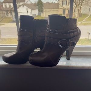 EUC women’s booties
